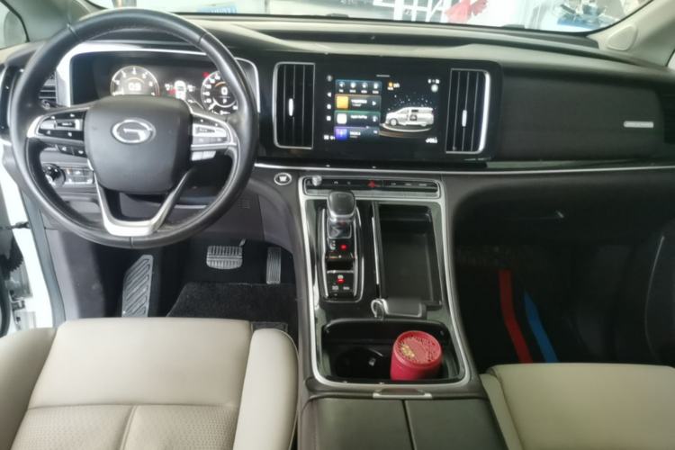 Used GAC Trumpchi M8 2021 Lingxiu Series 390T Ultimate Edition Center Console
