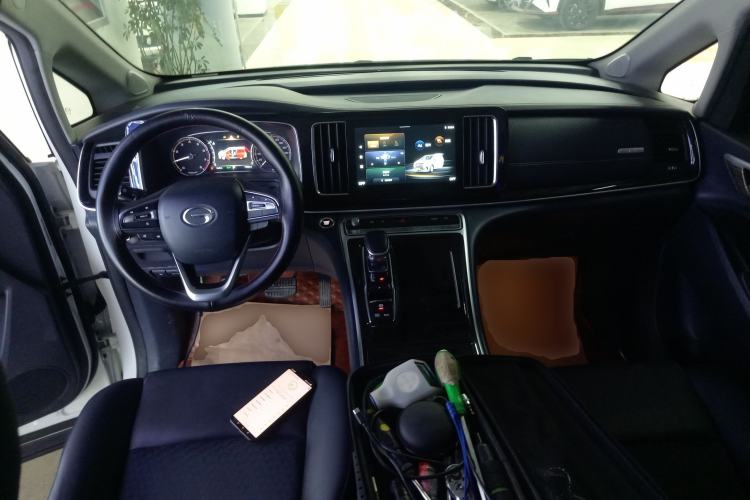 Used GAC Trumpchi M8 2021 Revised Version Lingxiu Series 390T Luxury Edition Center Console