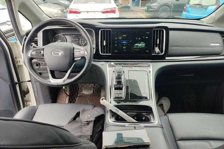 Used GAC Trumpchi M8 2021 Lingxiu Series 390T Deluxe Edition Center Console