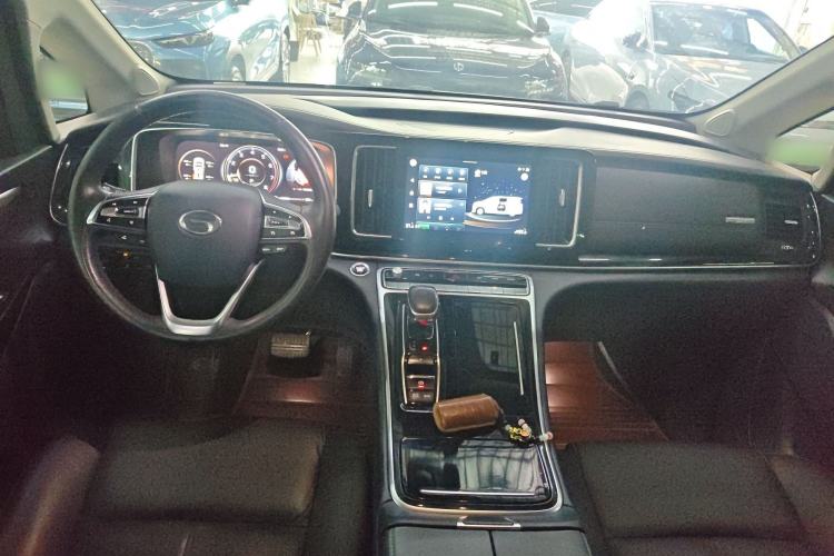 Used GAC Trumpchi M8 2021 Master Series 390T Ultimate Edition Center Console