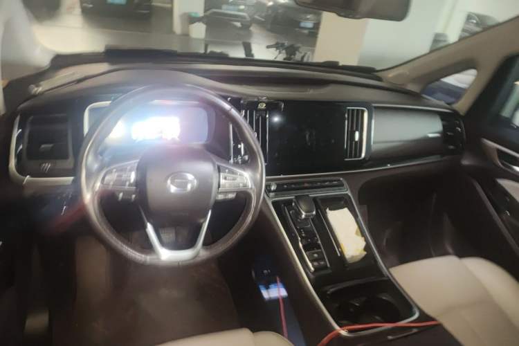 Used GAC Trumpchi M8 2021 Master Series 390T Ultimate Edition Center Console