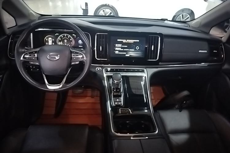 Used GAC Trumpchi M8 2021 Master Series 390T Ultimate Edition Center Console