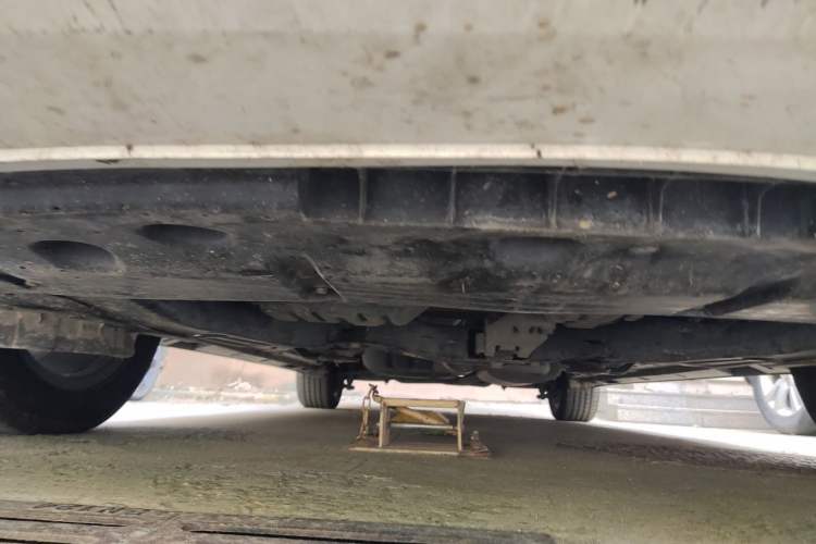 Used GAC Trumpchi M8 2021 Lingxiu Series 390T Deluxe Edition Chassis Front