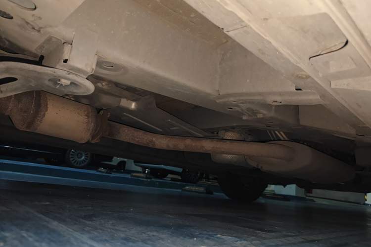 Used GAC Trumpchi M8 2021 Lingxiu Series 390T Ultimate Edition Chassis Front Left