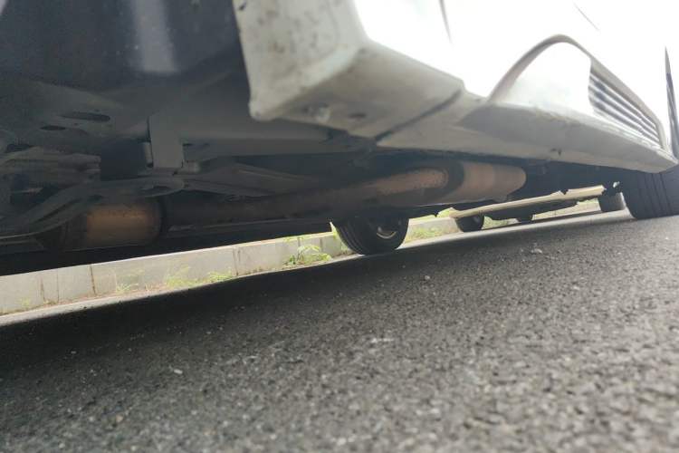 Used GAC Trumpchi M8 2021 Master Series 390T Ultimate Edition Chassis Front Left