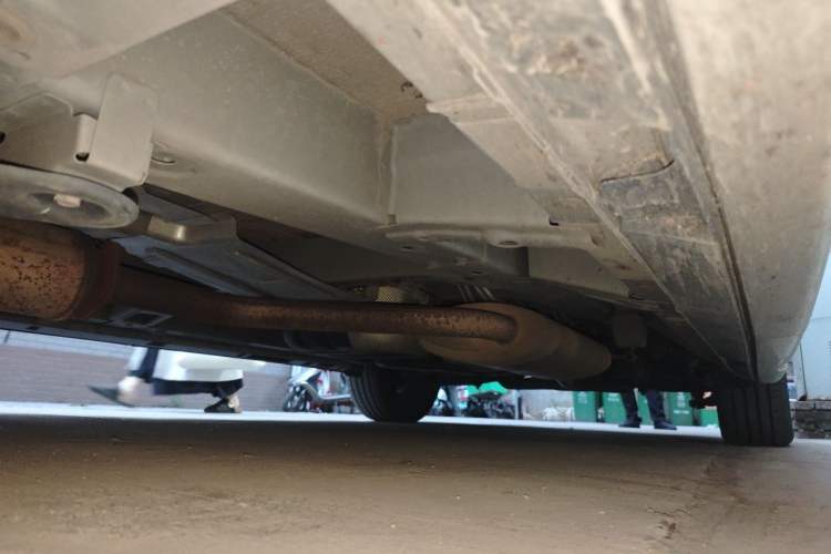 Used GAC Trumpchi M8 2021 Lingxiu Series 390T Deluxe Edition Chassis Front Left
