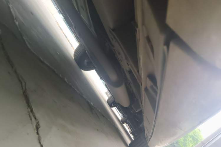 Used GAC Trumpchi M8 2021 Lingxiu Series 390T Deluxe Edition Chassis Front Left