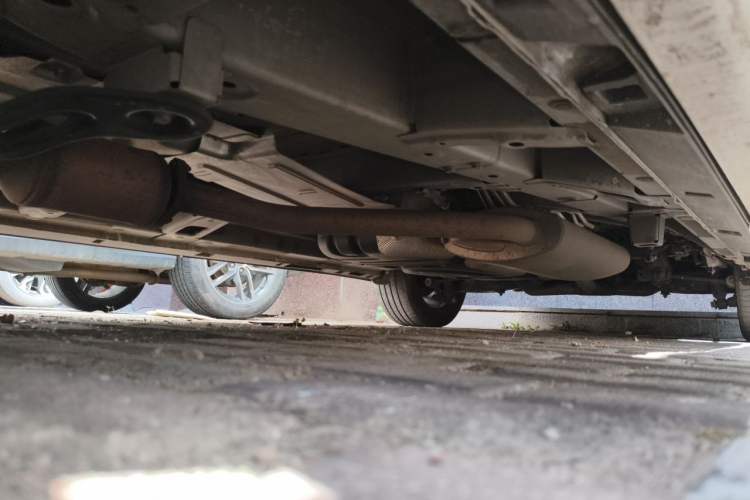 Used GAC Trumpchi M8 2021 Lingxiu Series 390T Deluxe Edition Chassis Front Left