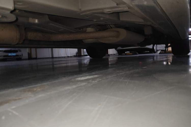 Used GAC Trumpchi M8 2021 Lingxiu Series 390T Deluxe Edition Chassis Front Left