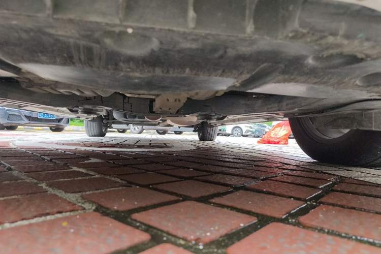 Used GAC Trumpchi M8 2021 Lingxiu Series 390T Ultimate Edition Chassis Front