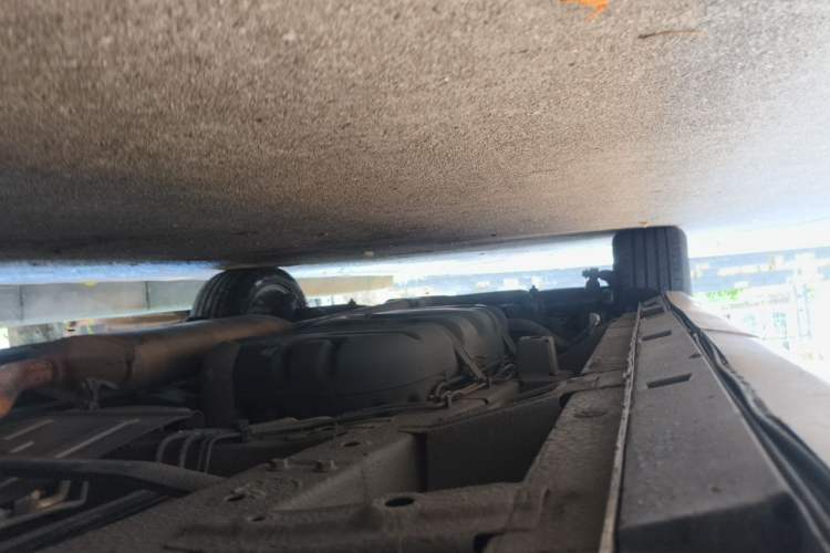 Used GAC Trumpchi M8 2021 Lingxiu Series 390T Deluxe Edition Chassis Front Right