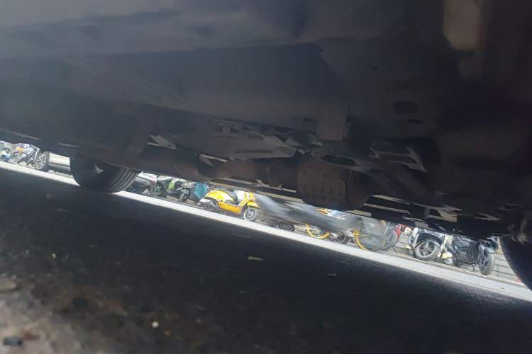 Used GAC Trumpchi M8 2021 Lingxiu Series 390T Deluxe Edition Chassis Front Right