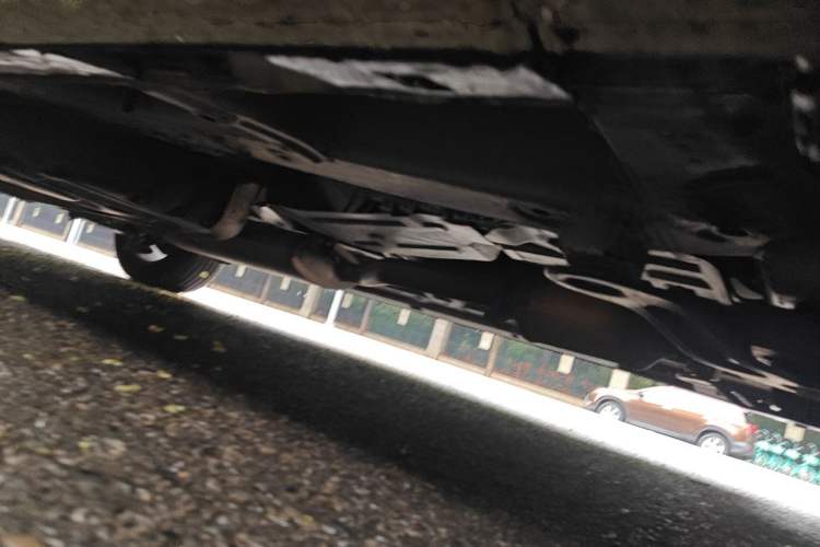Used GAC Trumpchi M8 2021 Lingxiu Series 390T Deluxe Edition Chassis Front Right