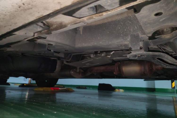 Used GAC Trumpchi M8 2021 Lingxiu Series 390T Ultimate Edition Chassis Front Right