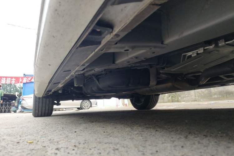 Used GAC Trumpchi M8 2021 Lingxiu Series 390T Deluxe Well-being Edition Chassis Front Right