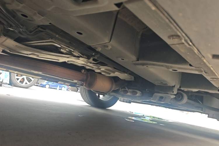 Used GAC Trumpchi M8 2021 Lingxiu Series 390T Ultimate Edition Chassis Front Right