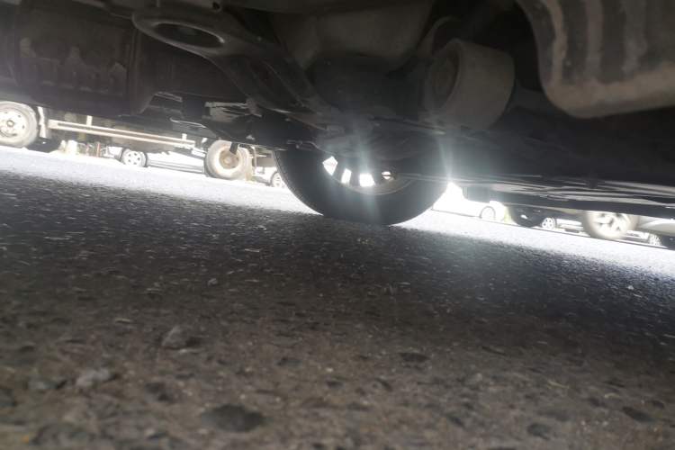 Used GAC Trumpchi M8 2021 Lingxiu Series 390T Ultimate Edition Chassis Front Right