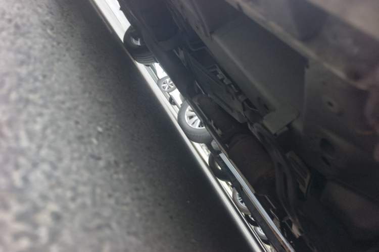 Used GAC Trumpchi M8 2021 Lingxiu Series 390T Deluxe Edition Chassis Front Right