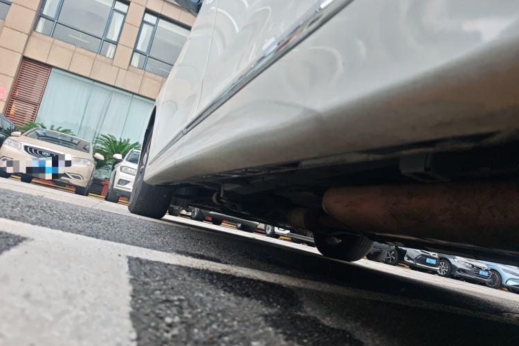 Used GAC Trumpchi M8  Chassis Rear Left