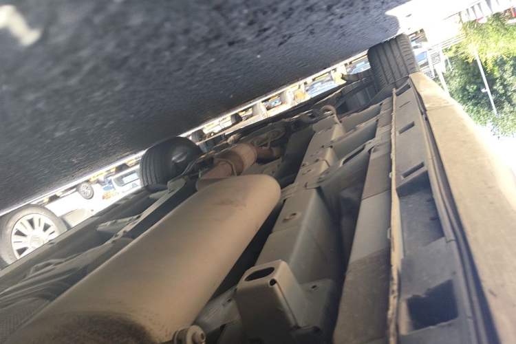 Used GAC Trumpchi M8 2021 Lingxiu Series 390T Deluxe Edition Chassis Rear Left