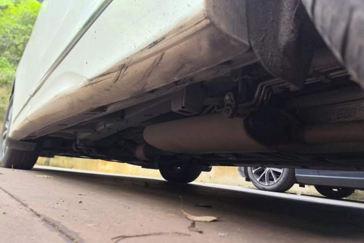 Used GAC Trumpchi M8 2021 Lingxiu Series 390T Deluxe Edition Chassis Rear Left