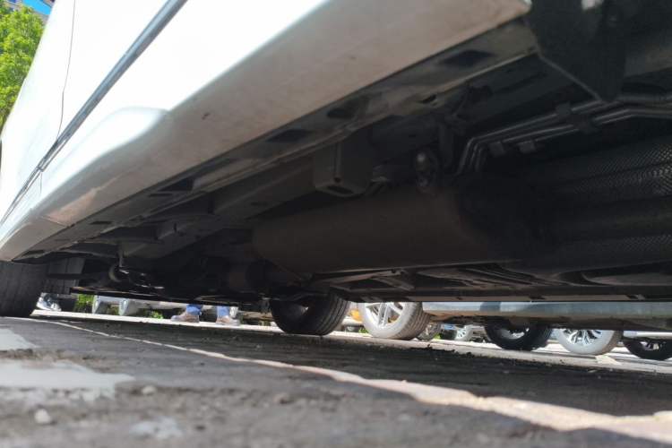 Used GAC Trumpchi M8 2021 Lingxiu Series 390T Deluxe Edition Chassis Rear Left