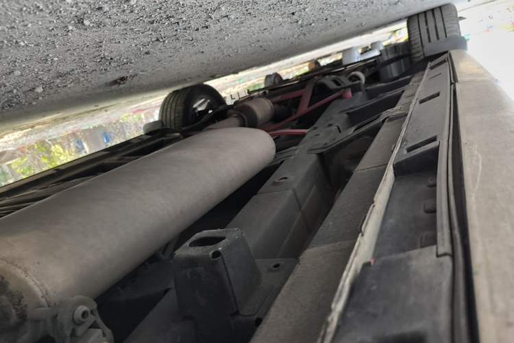 Used GAC Trumpchi M8 2021 Lingxiu Series 390T Ultimate Edition Chassis Rear Left