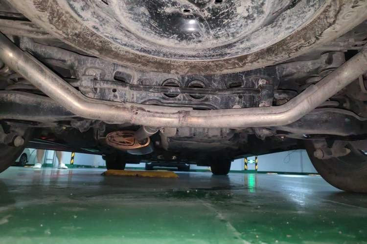 Used GAC Trumpchi M8 2021 Lingxiu Series 390T Ultimate Edition Chassis Rear