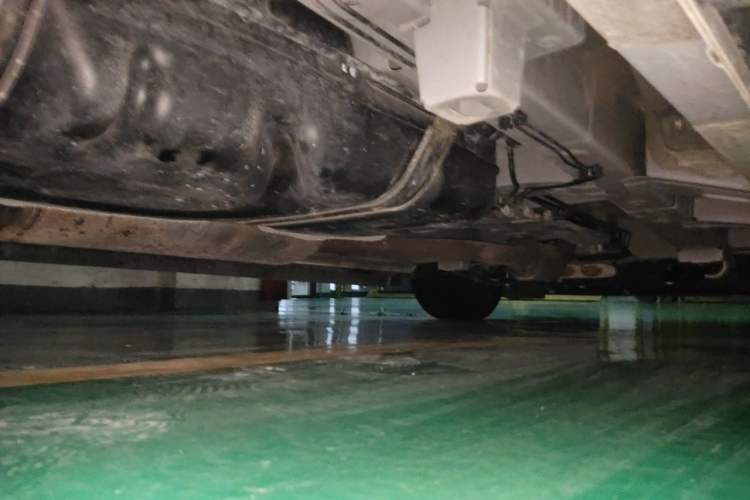 Used GAC Trumpchi M8 2021 Revised Version Lingxiu Series 390T Luxury Edition Chassis Rear Right