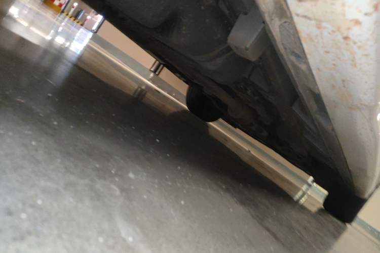 Used GAC Trumpchi M8 2021 Lingxiu Series 390T Ultimate Edition Chassis Rear Right