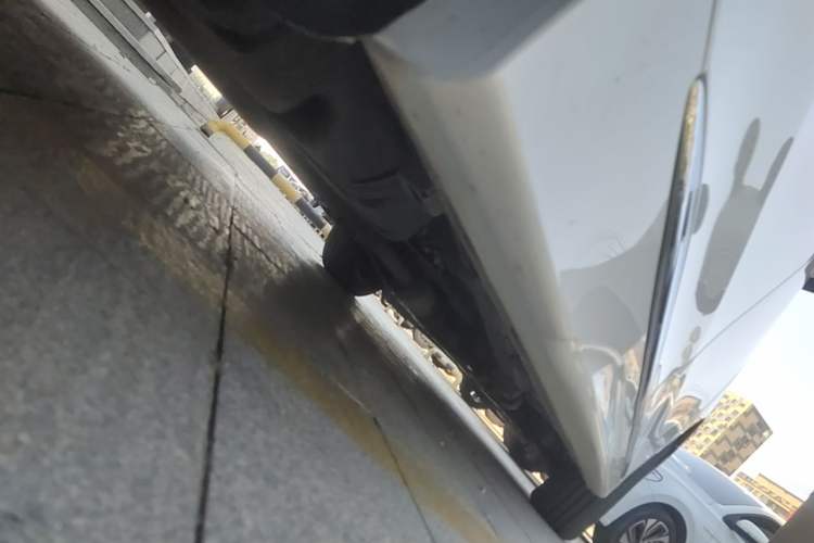 Used GAC Trumpchi M8 2021 Lingxiu Series 390T Deluxe Edition Chassis Rear Right