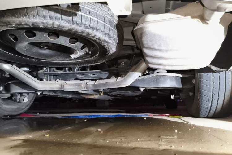 Used GAC Trumpchi M8 2021 Lingxiu Series 390T Luxury Edition Chassis Rear Right
