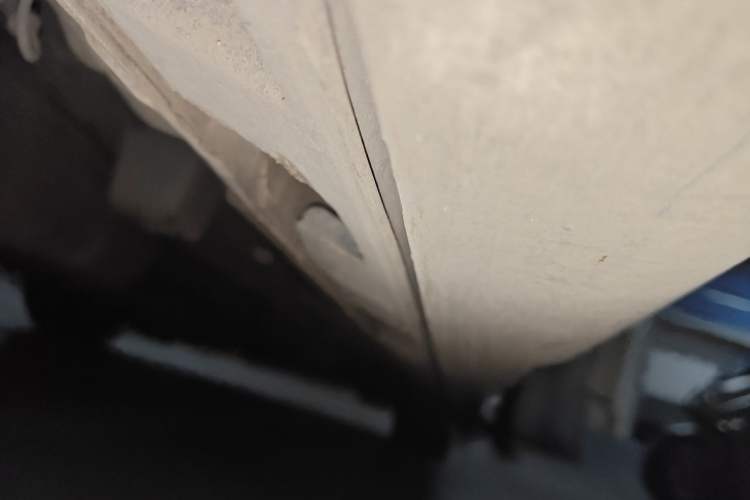 Used GAC Trumpchi M8 2021 Lingxiu Series 390T Deluxe Edition Chassis Rear Right
