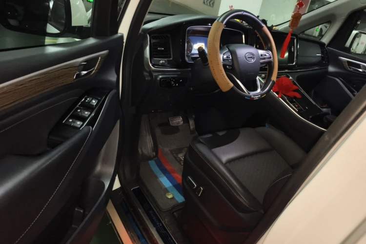 Used GAC Trumpchi M8 2021 Revised Version Lingxiu Series 390T Luxury Edition Driver Seat