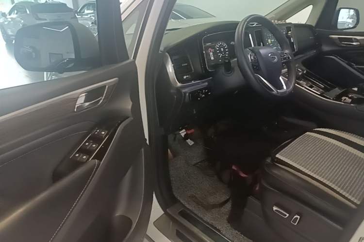 Used GAC Trumpchi M8 2021 Lingxiu Series 390T Deluxe Edition Driver Seat