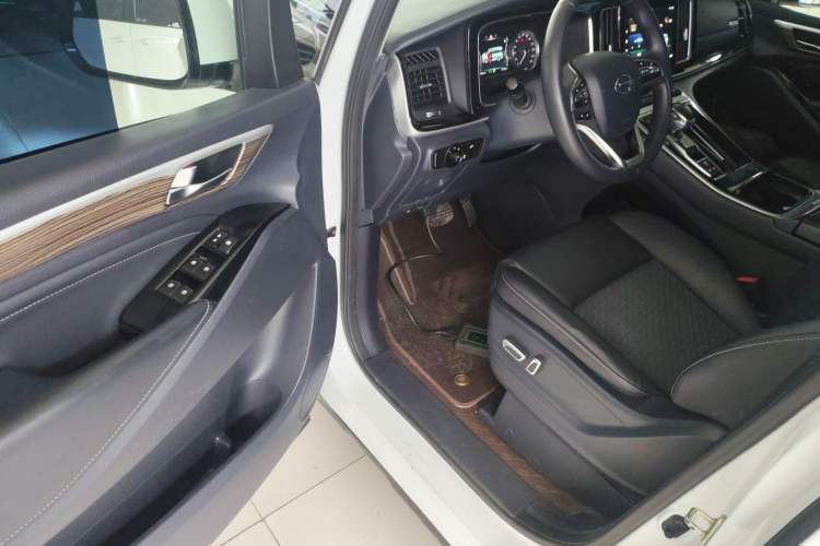 Used GAC Trumpchi M8 2021 Revised Version Lingxiu Series 390T Luxury Edition Driver Seat