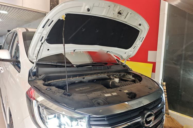 Used GAC Trumpchi M8 2021 Lingxiu Series 390T Deluxe Edition Engine Bay