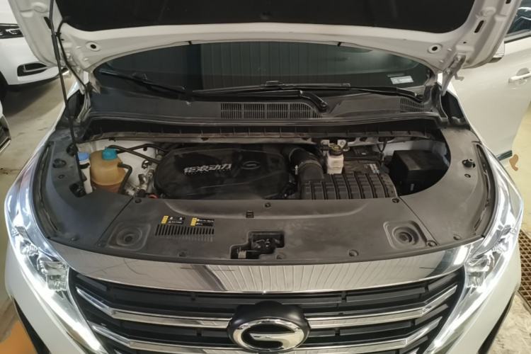 Used GAC Trumpchi M8 2021 Revised Version Lingxiu Series 390T Luxury Edition Engine Bay
