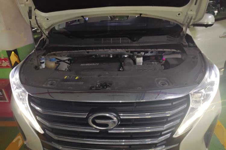 Used GAC Trumpchi M8 2021 Revised Version Lingxiu Series 390T Luxury Edition Engine Bay
