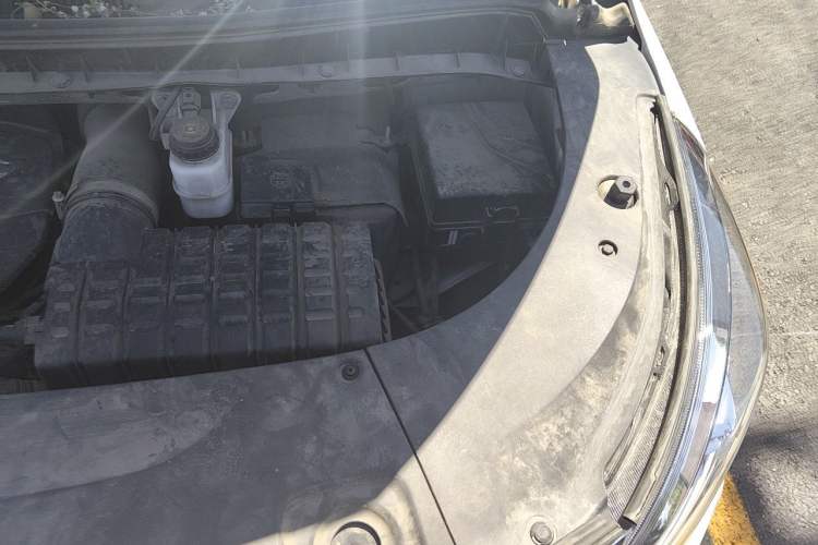 Used GAC Trumpchi M8 2021 Lingxiu Series 390T Deluxe Edition Engine Bay Left