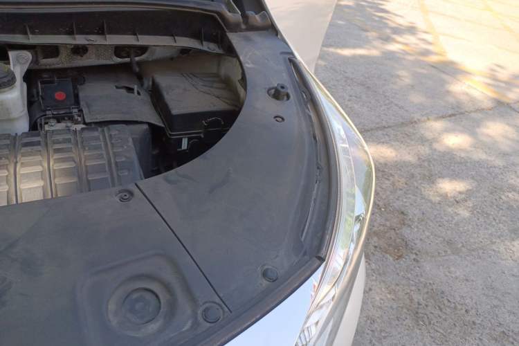 Used GAC Trumpchi M8 2021 Lingxiu Series 390T Deluxe Edition Engine Bay Left
