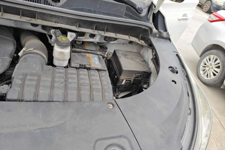 Used GAC Trumpchi M8 2021 Lingxiu Series 390T Deluxe Edition Engine Bay Left