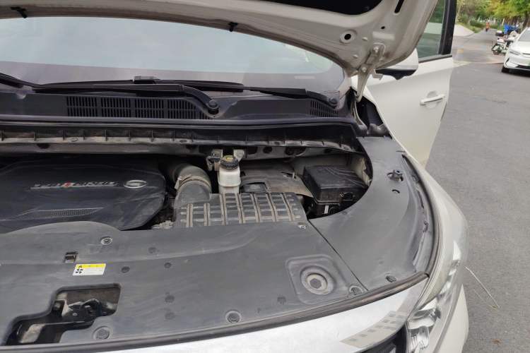 Used GAC Trumpchi M8 2021 Lingxiu Series 390T Ultimate Edition Engine Bay Left