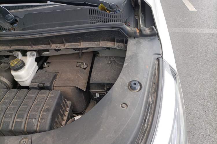 Used GAC Trumpchi M8 2021 Lingxiu Series 390T Deluxe Edition Engine Bay Left