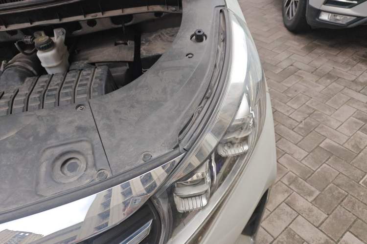 Used GAC Trumpchi M8 2021 Lingxiu Series 390T Deluxe Edition Engine Bay Left