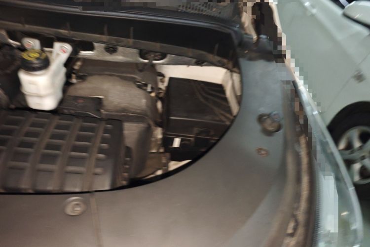 Used GAC Trumpchi M8 2021 Lingxiu Series 390T Deluxe Edition Engine Bay Left
