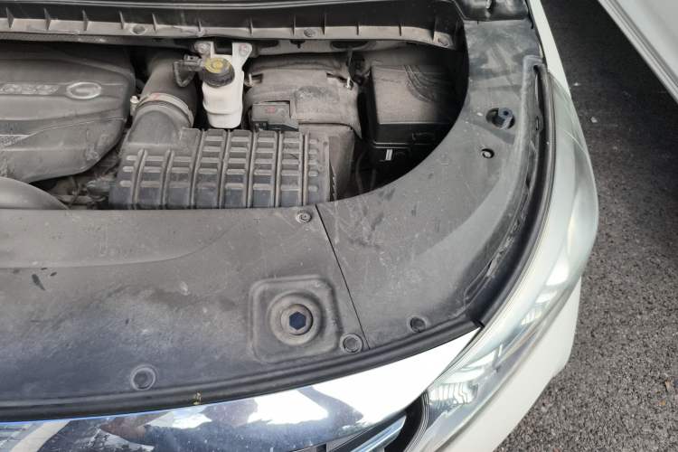 Used GAC Trumpchi M8 2021 Lingxiu Series 390T Ultimate Edition Engine Bay Left