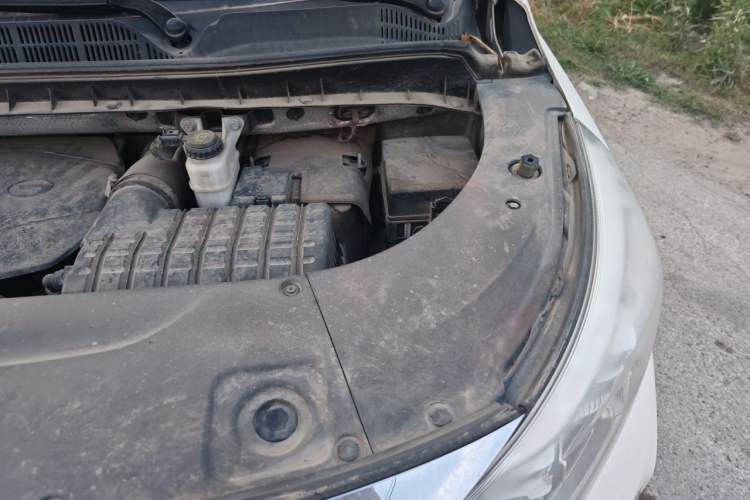 Used GAC Trumpchi M8 2021 Lingxiu Series 390T Ultimate Edition Engine Bay Left