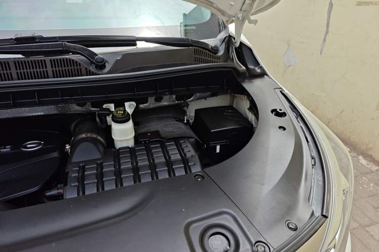 Used GAC Trumpchi M8 2021 Master Series 390T Ultimate Edition Engine Bay Left