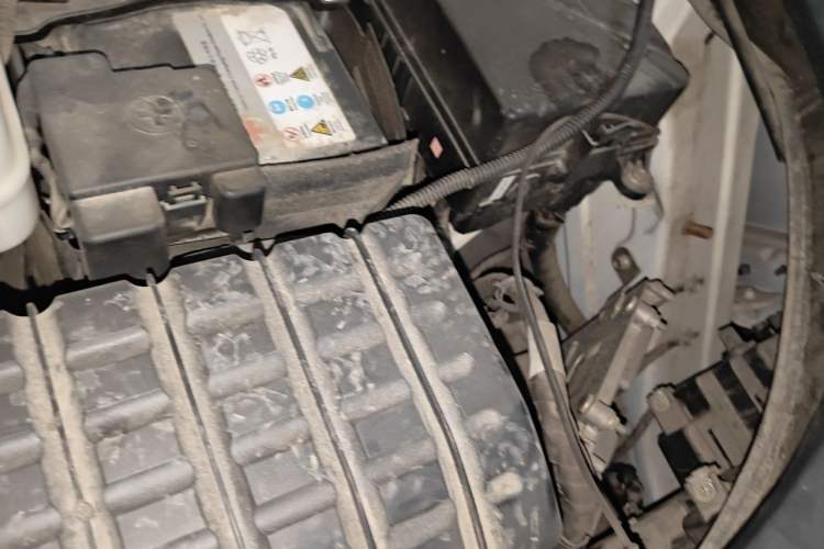 Used GAC Trumpchi M8 2021 Lingxiu Series 390T Deluxe Edition Engine Bay Left